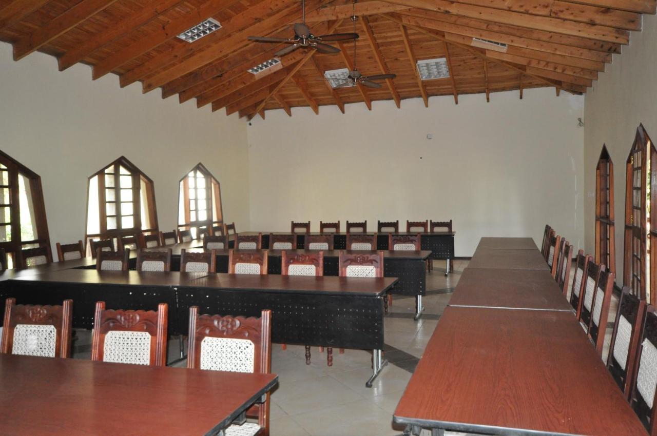 Hunters Lodge Twaandu Экстерьер фото